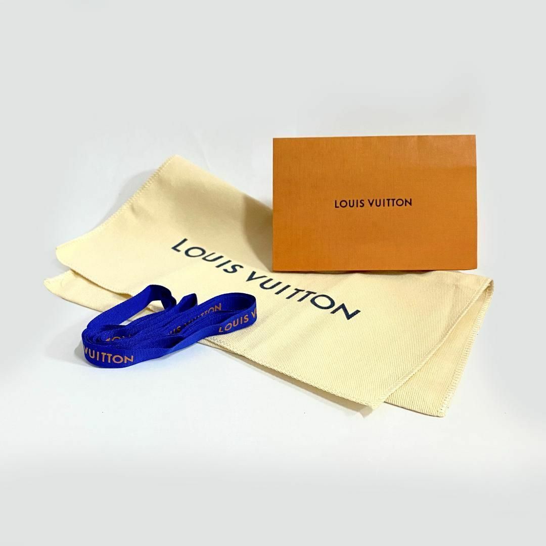 Louis Vuitton ルイヴィトン モノグラムベルト ブラック メンズ Louis Vuitton ルイヴィトン モノグラムベルト ブラック メンズ