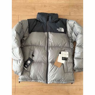 ザノースフェイス(THE NORTH FACE)の【新品未使用】the north face ダウン　グレー(ダウンジャケット)