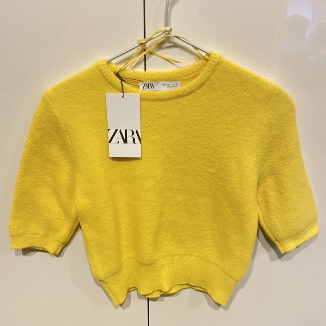 ZARA(ザラ)の新品 タグ付き ZARAソフトタッチニットセーター イエロー  レディースのトップス(ニット/セーター)の商品写真