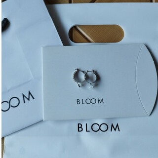 ブルーム(BLOOM)の新品|美品|BLOOM ブルーム　 k10WG　フックピアス ムーンストーン(ピアス)