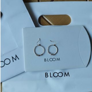 ブルーム(BLOOM)の新品|美品|BLOOM ブルーム　 k10　フックピアス(ピアス)