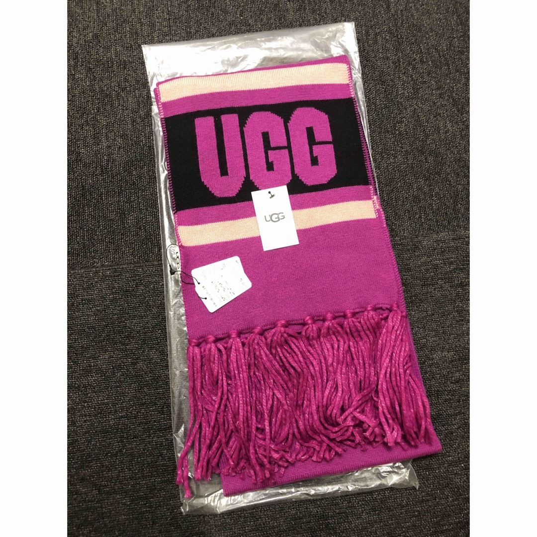 ファッション小物UGG Knit Graphic Logo Scarfニットグラフィックスカーフ