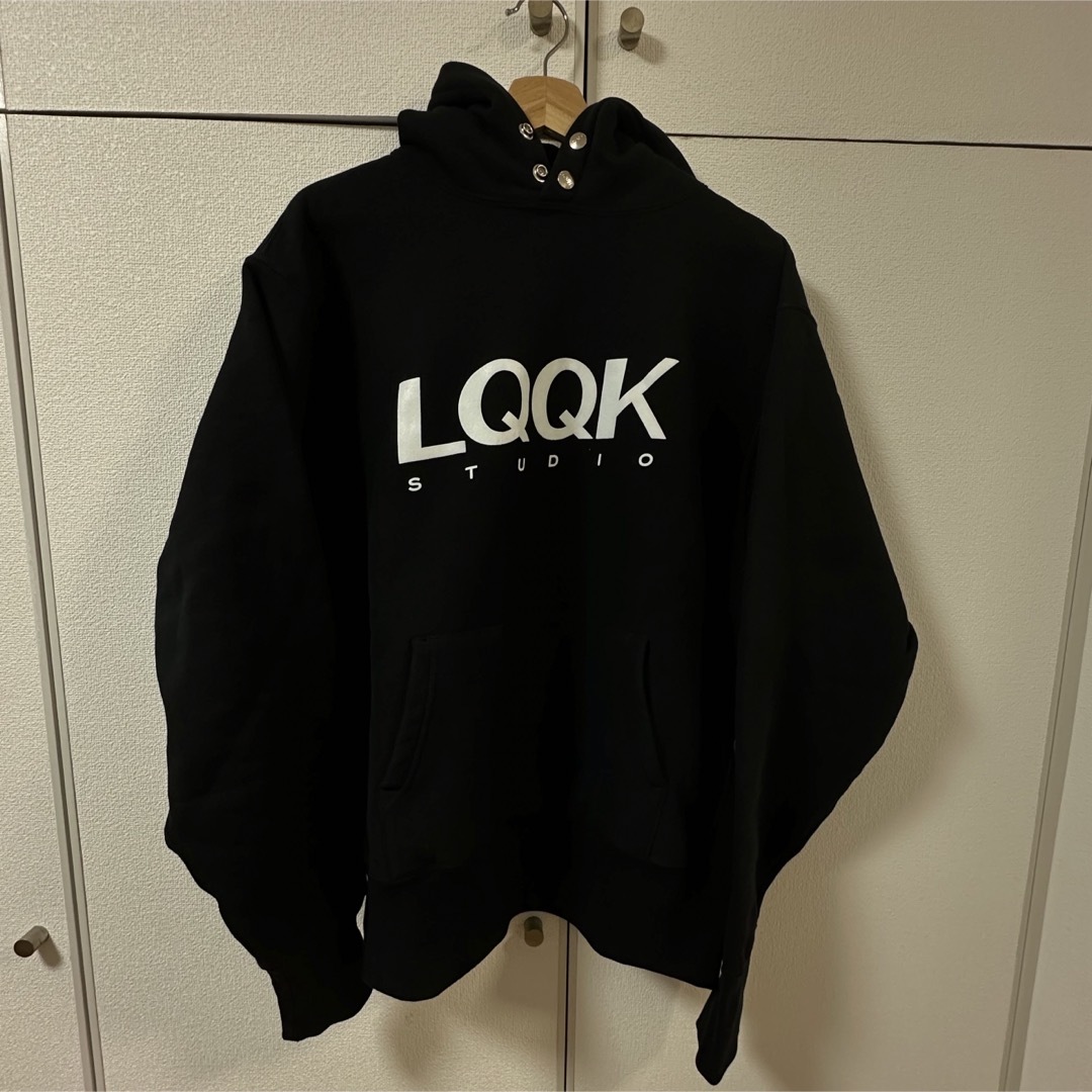 売れ筋のランキング LQQK STUDIO SIGNATURE SNAP HOODIE 黒L - トップス