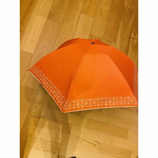 シビラ(Sybilla)の新品未使用　シビラの折り畳みパラソル遮光、遮熱雨天兼用コンパクト(傘)