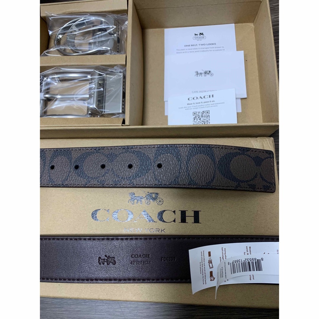 COACH(コーチ)の新品未使用　ショッパー付　コーチ　coach ベルト　リバーシブル　プレゼントに メンズのファッション小物(ベルト)の商品写真