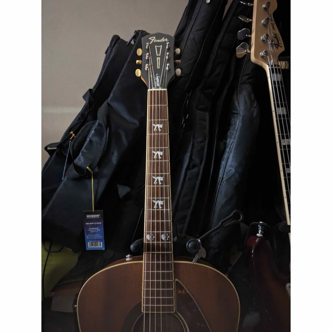 Fender(フェンダー)のFENDER Tim Armstrong Hellcat 楽器のギター(アコースティックギター)の商品写真