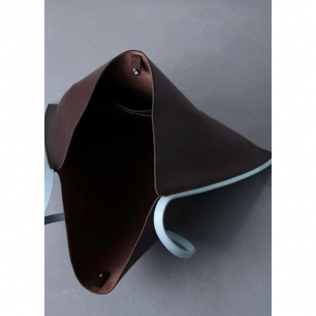 Jil Sander(ジルサンダー)の美品　ジルサンダー　スクエア　ショルダーバッグ レディースのバッグ(ショルダーバッグ)の商品写真