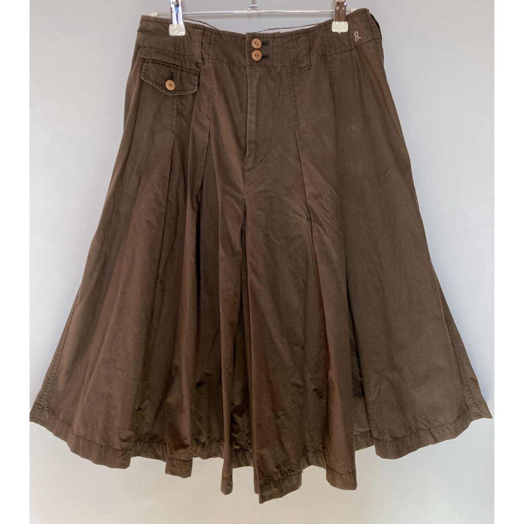 45rpm(フォーティーファイブアールピーエム)の⭐️45rpm スカート　カーキ　コットン100 日本製 レディースのスカート(ひざ丈スカート)の商品写真