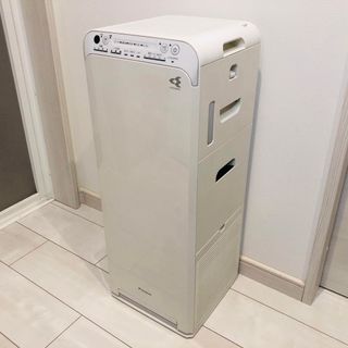 DAIKIN - ダイキン ストリーマ加湿空気清浄機 MCK55WE7-W ホワイトの ...