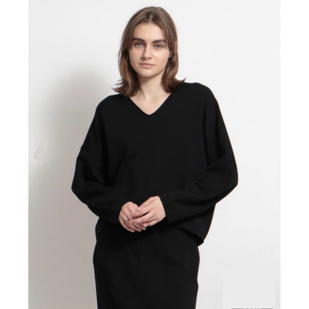 Theory 23SS 完売 DOUBLE KNIT Vネック プルオーバー Theory 23SS 完売 DOUBLE KNIT Vネック プルオーバー