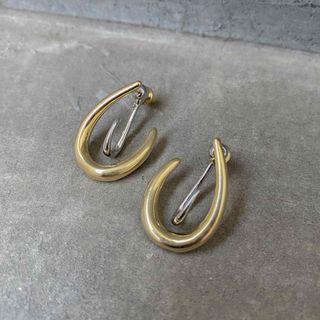 アメリヴィンテージ(Ameri VINTAGE)の3way contrast curve pierce No.719(ピアス)