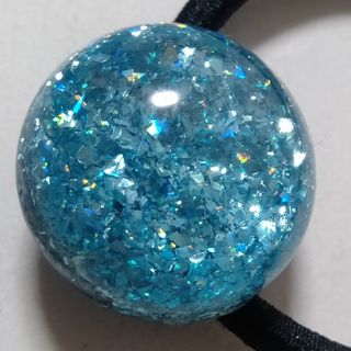 ヘアゴム ハンドメイド レジン☆ ぷっくり ドーム オーロラ 宇宙 キラキラ 青(ヘアアクセサリー)