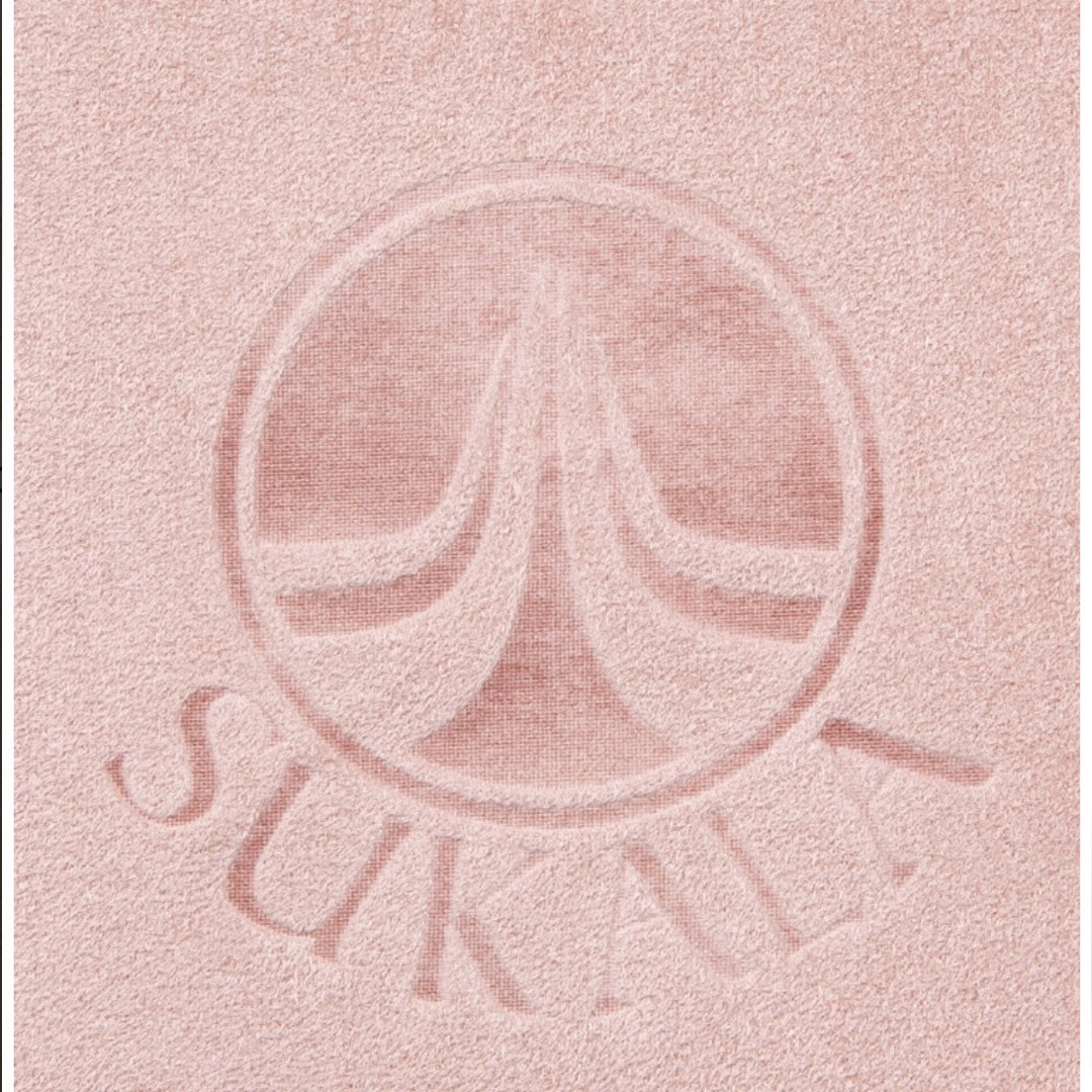 【SUKALA 】yogi rug  軽量ヨガラグ  lava限定　新品　 スポーツ/アウトドアのトレーニング/エクササイズ(ヨガ)の商品写真