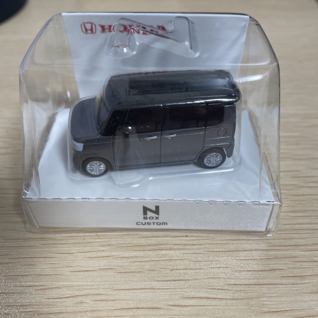 新型NBOX CUSTOMミニカー エンタメ/ホビーのおもちゃ/ぬいぐるみ(ミニカー)の商品写真