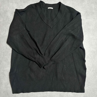 ジーユー(GU)のGU Vネックセーター　ブラック(ニット/セーター)