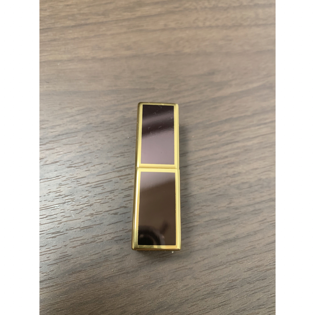 TOM FORD BEAUTY(トムフォードビューティ)の新品未使用　Tomfordトムフォード　リップカラー　口紅　16 ミニサイズ1g コスメ/美容のベースメイク/化粧品(口紅)の商品写真