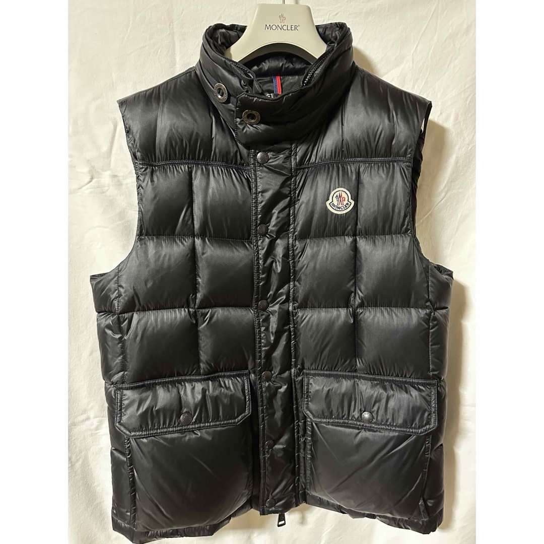 国内正規品】モンクレール MONCLER デュプレス ダウンベストダウン