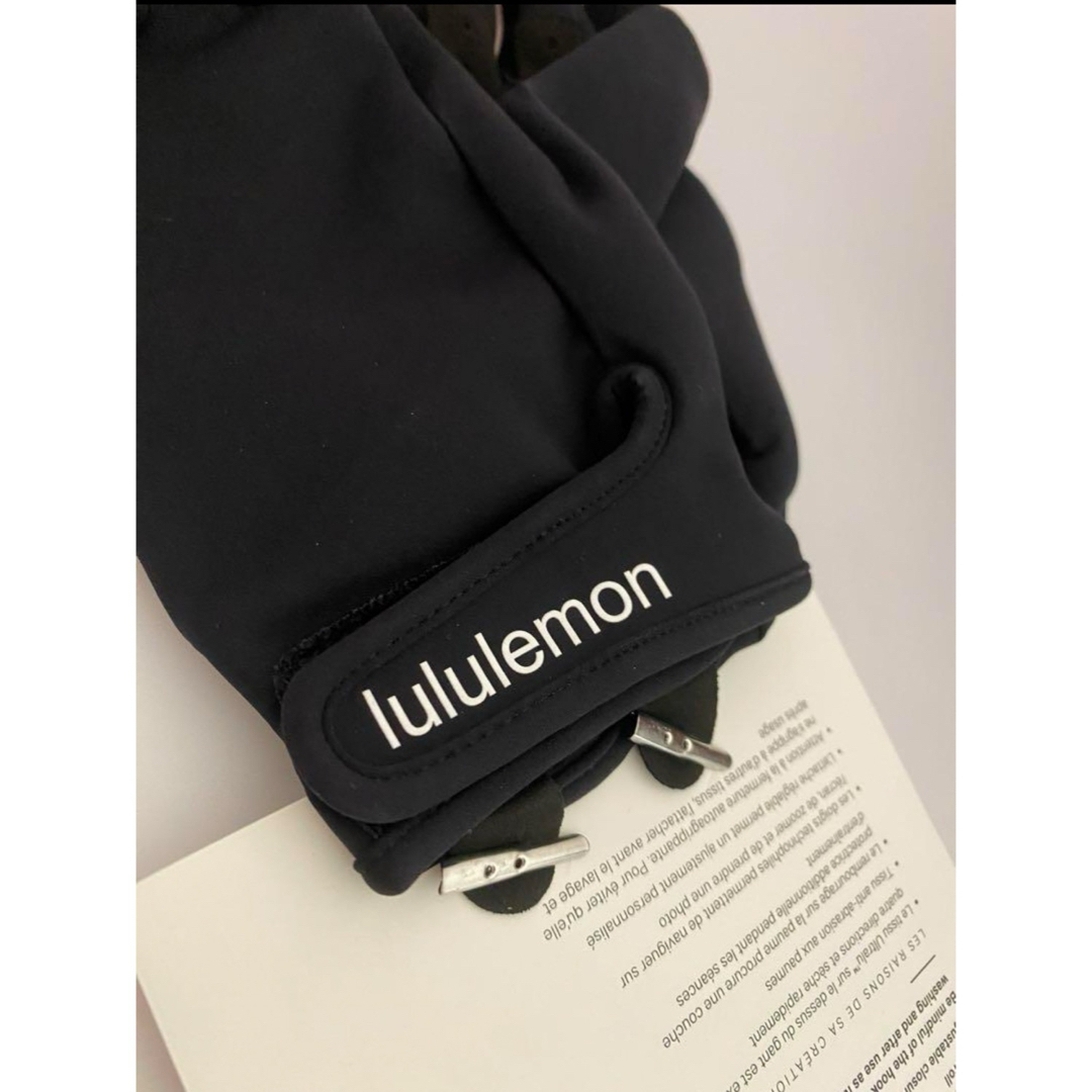 lululemon(ルルレモン)のルルレモン スマホ対応手袋 【M/L】ブラック レディースのファッション小物(手袋)の商品写真