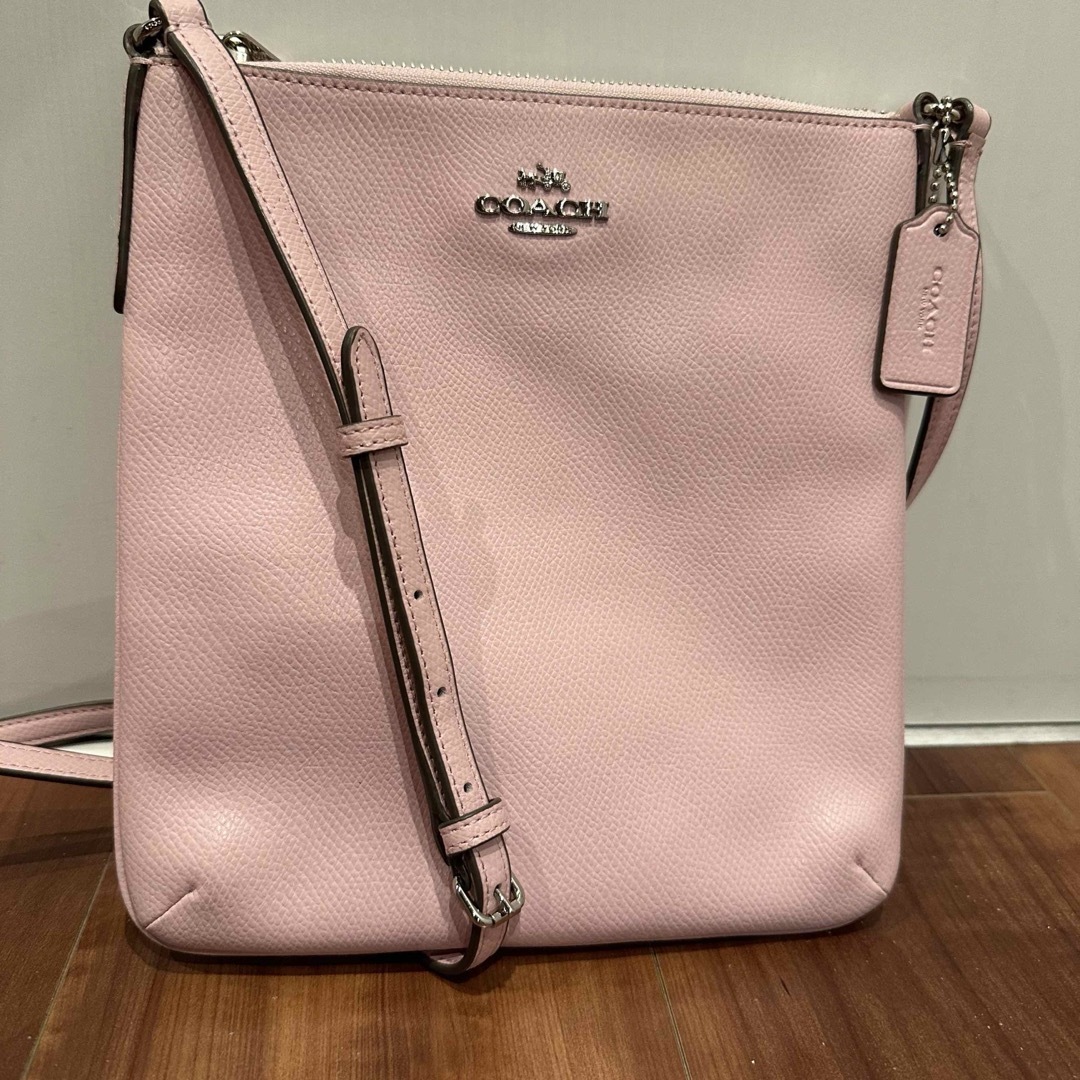 COACH　コーチ　F36063　ショルダーバッグ　ピンク　肩掛け　斜め掛けcoach