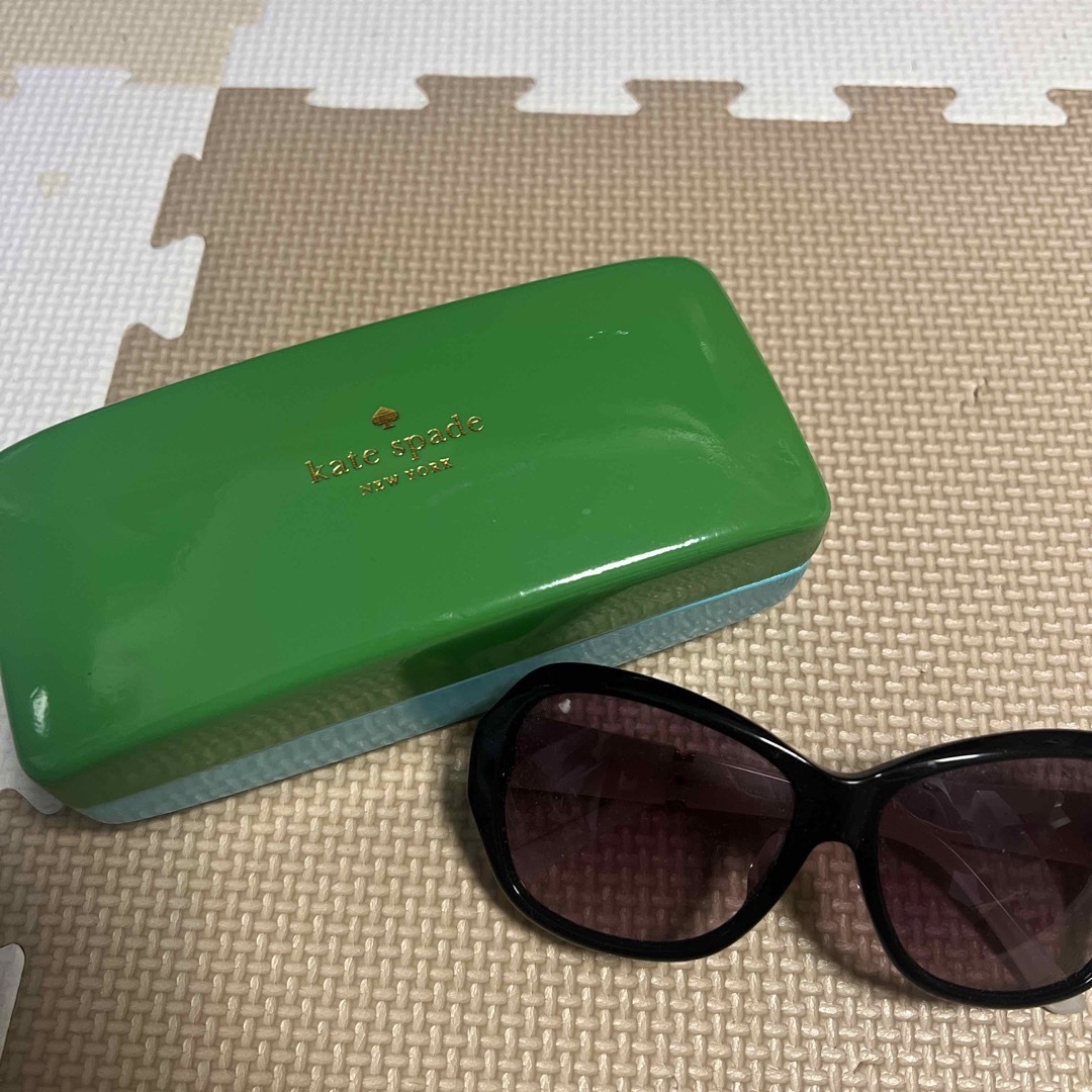 kate spade new york(ケイトスペードニューヨーク)のkate spade サングラス【値下げしました】 レディースのファッション小物(サングラス/メガネ)の商品写真