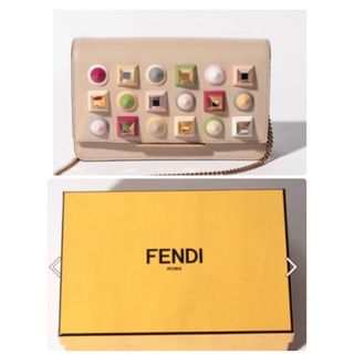 フェンディ(FENDI)のフェンディ激レアなショルダーバッグTUBE［NUVOLA］新品未使用(ショルダーバッグ)