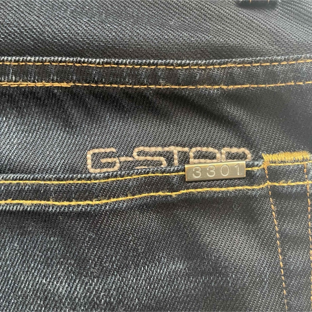 G-STAR RAW(ジースター)の【ジースターロゥ】3301 濃紺　メンズデニムパンツ　ジーパン　ジーンズヒゲ加工 メンズのパンツ(デニム/ジーンズ)の商品写真