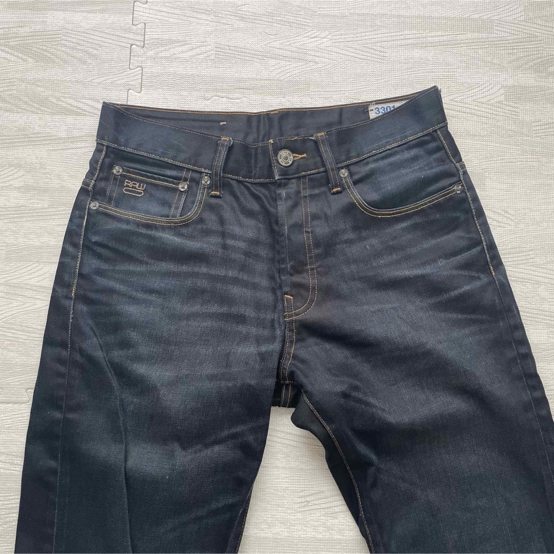 G-STAR RAW(ジースター)の【ジースターロゥ】3301 濃紺　メンズデニムパンツ　ジーパン　ジーンズヒゲ加工 メンズのパンツ(デニム/ジーンズ)の商品写真
