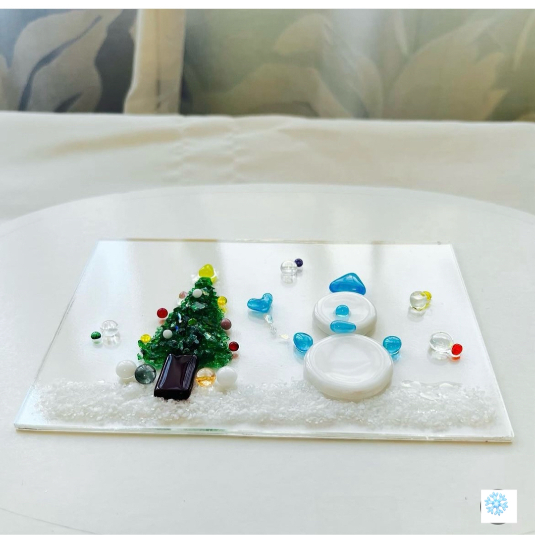 ガラスのスノーマンとクリスマスツリー インテリア/住まい/日用品のインテリア小物(置物)の商品写真