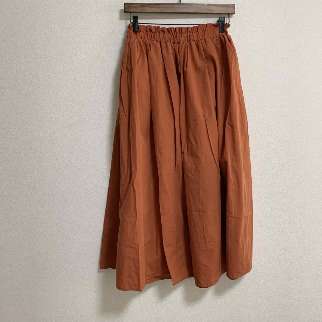 アルマデザイン　ロングフレアスカート　レンガ色　透けない　ナチュラル レディースのスカート(ロングスカート)の商品写真
