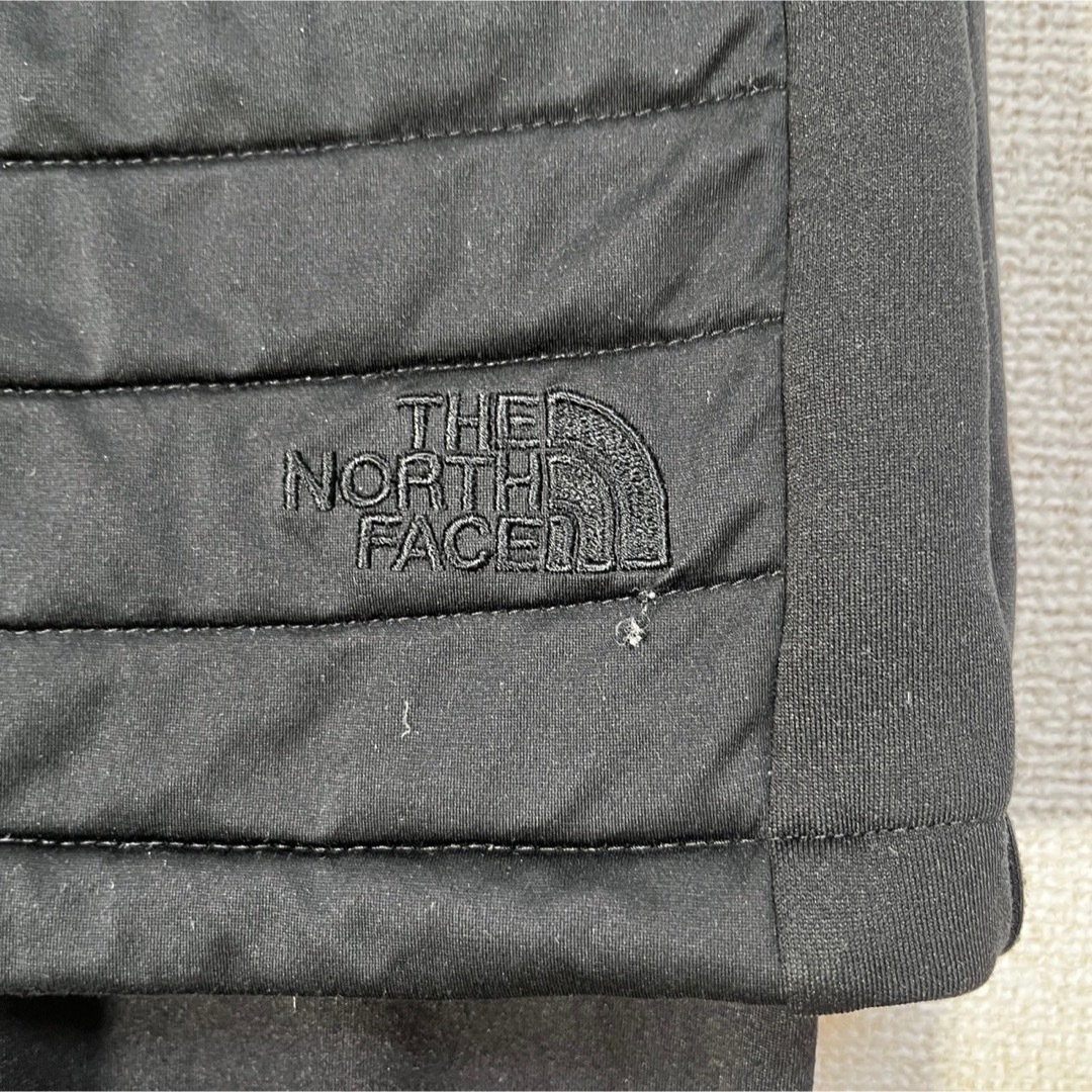THE NORTH FACE(ザノースフェイス)の【ノースフェイス】レギンススカート　中綿　黒ブラック　刺繍　ワンポイントロゴKY レディースのスカート(その他)の商品写真