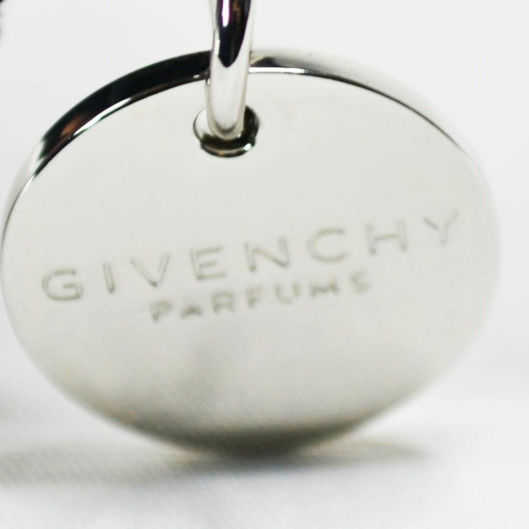 GIVENCHY(ジバンシィ)のLgivprbk 新品未使用本物　GIVENCHY　ジバンシー　ノベルティポーチ レディースのファッション小物(ポーチ)の商品写真