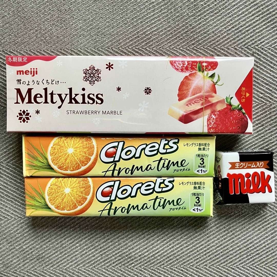 お菓子1200円超詰め合わせ★メルティーキッス☆クランキー☆ミルキー☆クロレッツ 食品/飲料/酒の食品(菓子/デザート)の商品写真