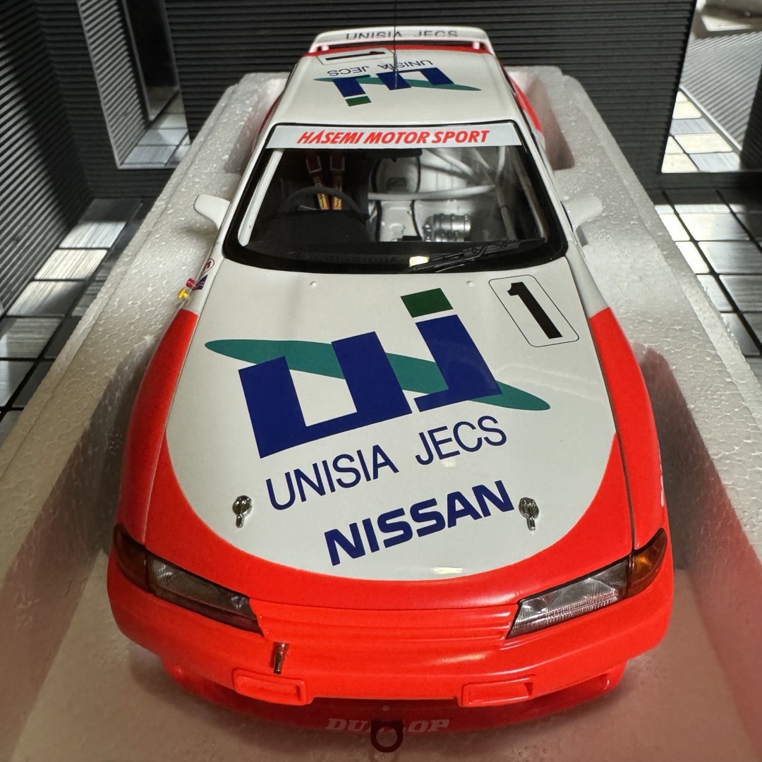 AUTOart - 未展示品 オートアート 1/18 スカイライン GT-R R32 AUTOart - 未展示品 オートアート 1/18 スカイライン GT-R R32