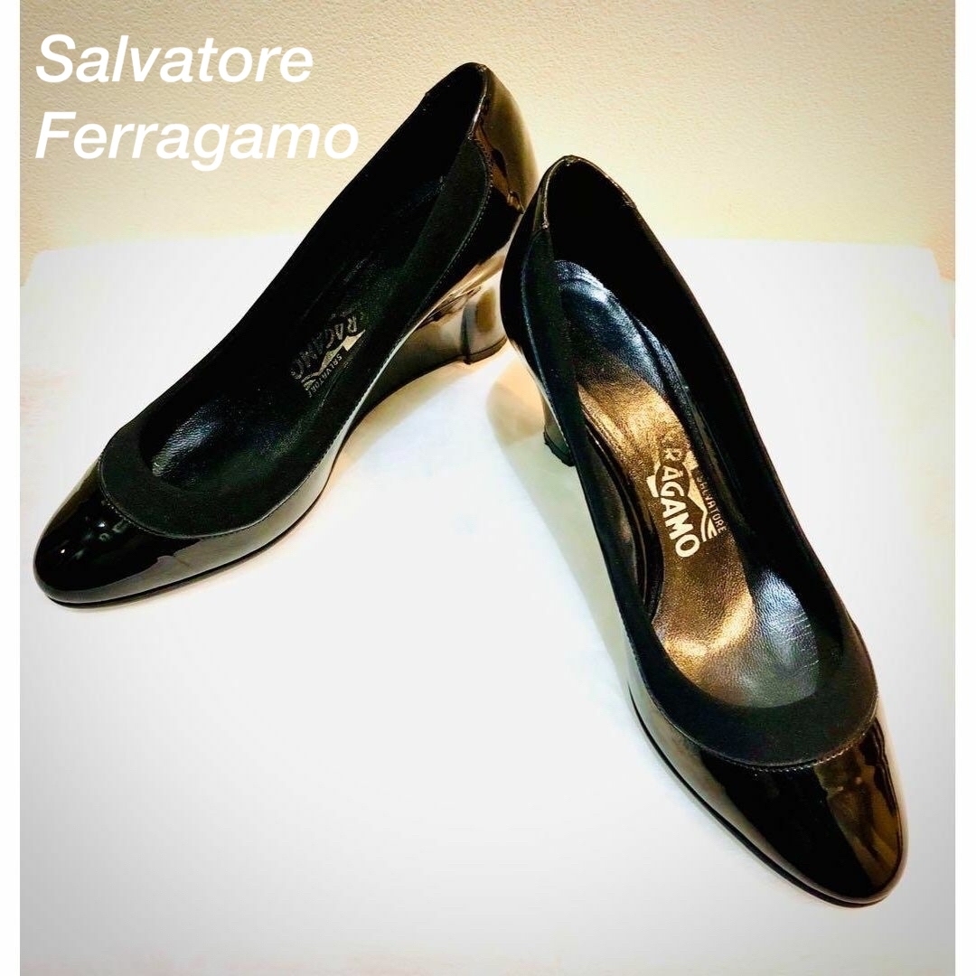 Salvatore Ferragamo(サルヴァトーレフェラガモ)のフェラガモ Salvatore Ferragamoパンプス ウェッジ エナメル  レディースの靴/シューズ(ハイヒール/パンプス)の商品写真