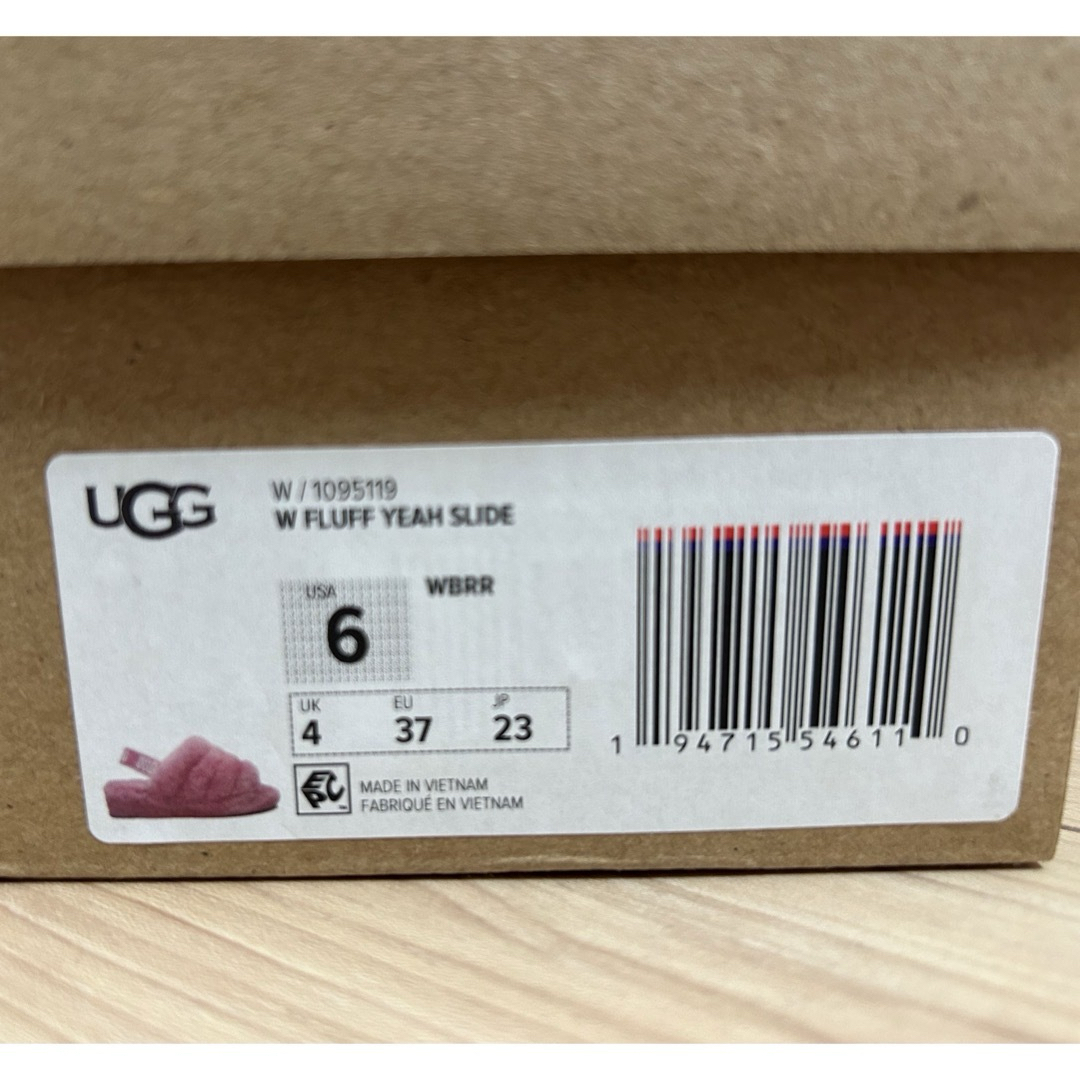 UGG(アグ)の【お値下げ】UGG フラッフイヤースライド ピンク レディースの靴/シューズ(サンダル)の商品写真