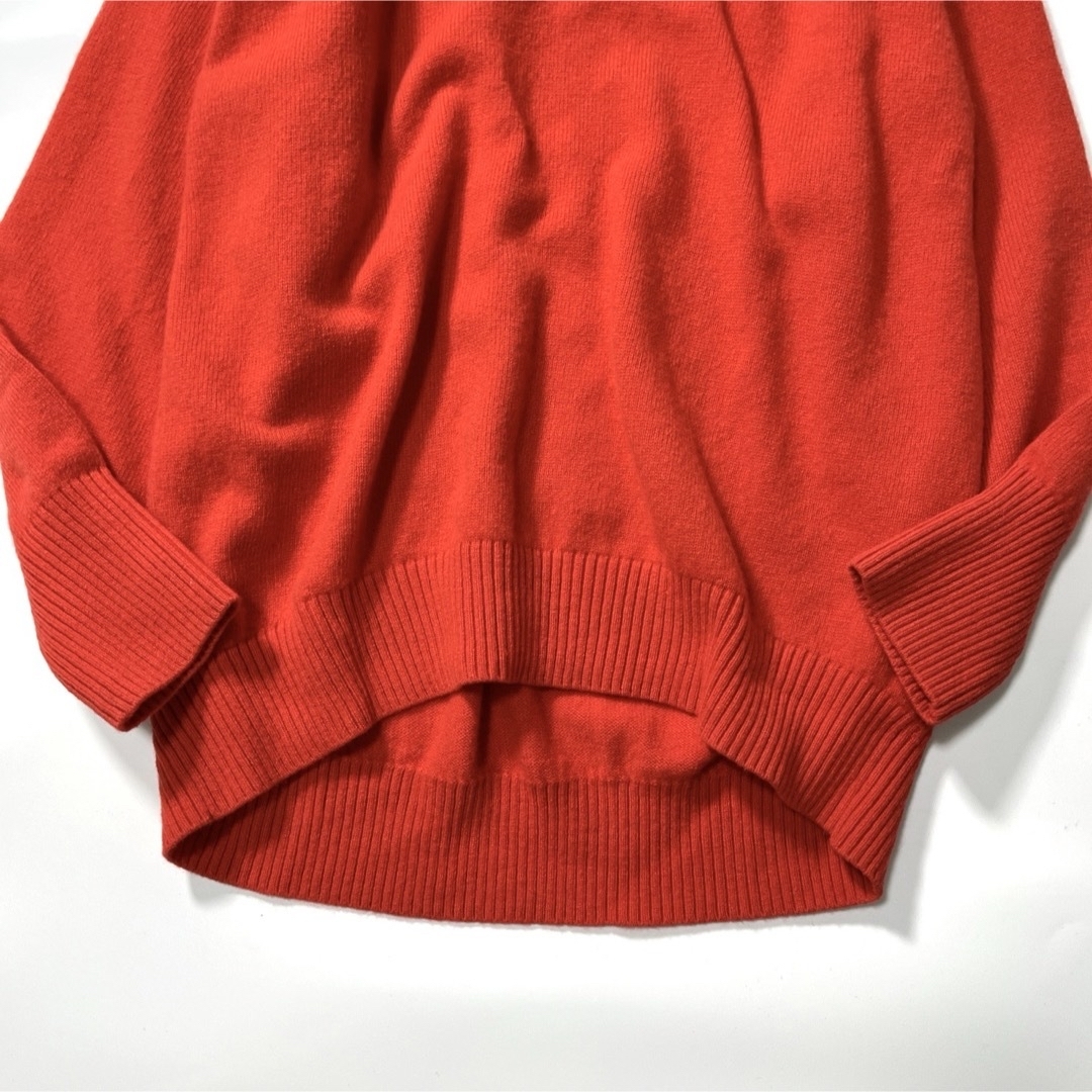 MACPHEE(マカフィー)のマカフィー　MACPHEE  ラムカシミヤ ハイゲージ クルーネックニット　赤 レディースのトップス(ニット/セーター)の商品写真
