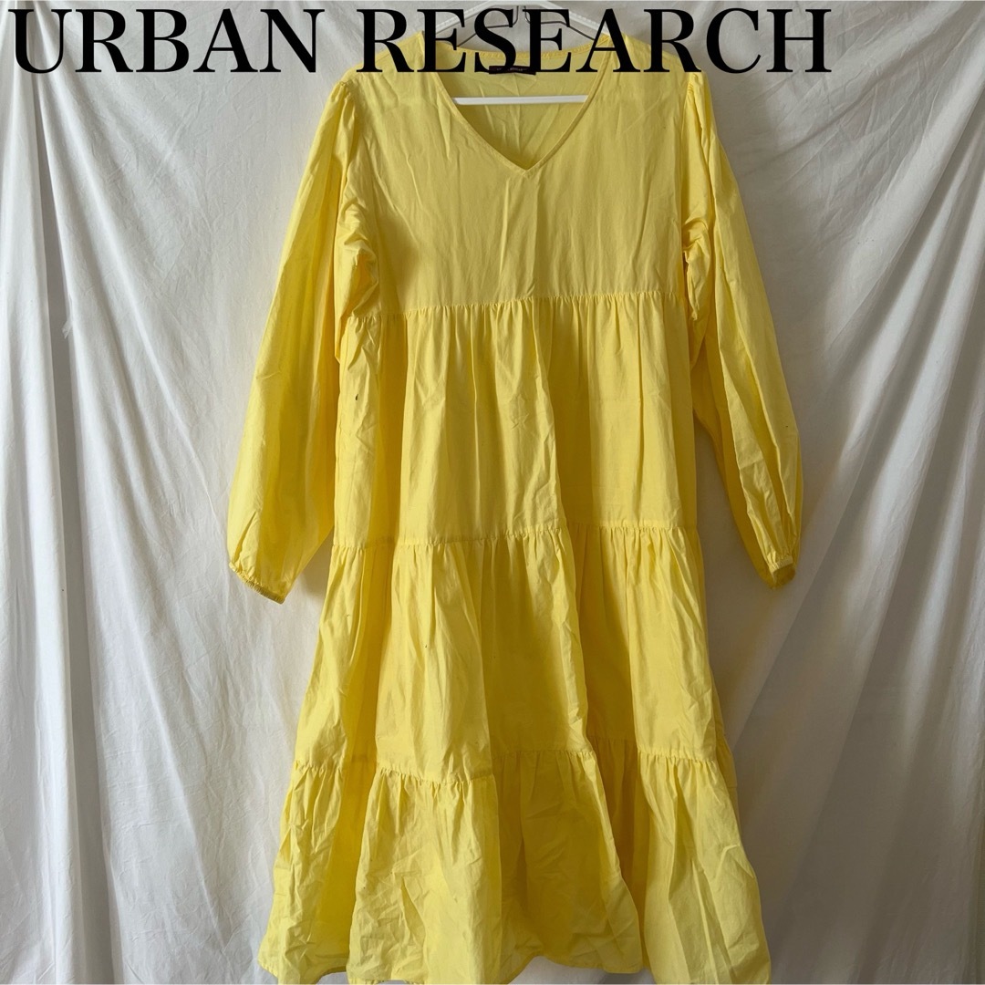 URBAN RESEARCH(アーバンリサーチ)のURBAN RESEARCH アーバンリサーチ イエロー ロングワンピース レディースのワンピース(ロングワンピース/マキシワンピース)の商品写真