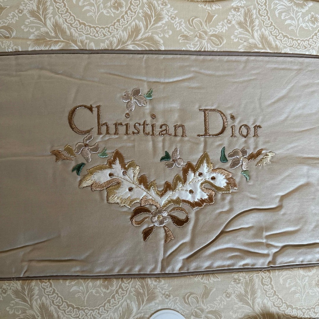 Christian Dior(クリスチャンディオール)のクリスチャンディオール　キルトケット　肌掛け布団　シングル インテリア/住まい/日用品の寝具(布団)の商品写真