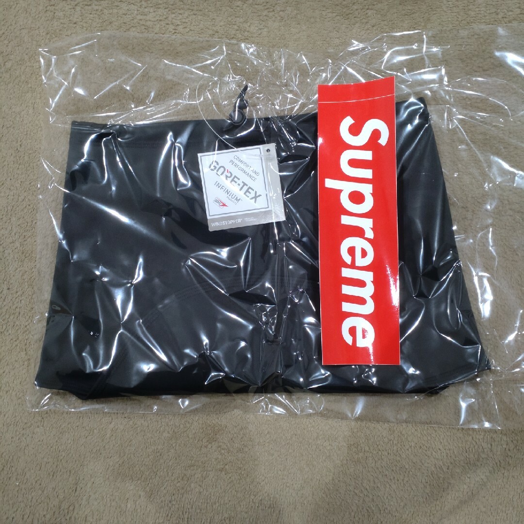 Supreme(シュプリーム)のSupreme WINDSTOPPER Neck Gaiter  BLACK メンズのファッション小物(ネックウォーマー)の商品写真