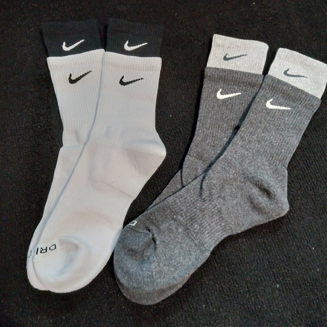 NIKE(ナイキ)のNIKE TWO LAYERS　SOCKS ナイキ ソックス 2足 メンズのレッグウェア(ソックス)の商品写真