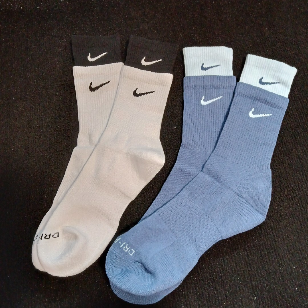 NIKE(ナイキ)のNIKE TWO LAYERS　SOCKS ナイキ ソックス 2足 メンズのレッグウェア(ソックス)の商品写真