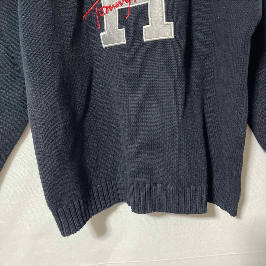 TOMMY HILFIGER(トミーヒルフィガー)の激レア‼️美品✨トミーヒルフィガー　ニット　90s フラッグタグ 刺繍ビッグロゴ メンズのトップス(ニット/セーター)の商品写真