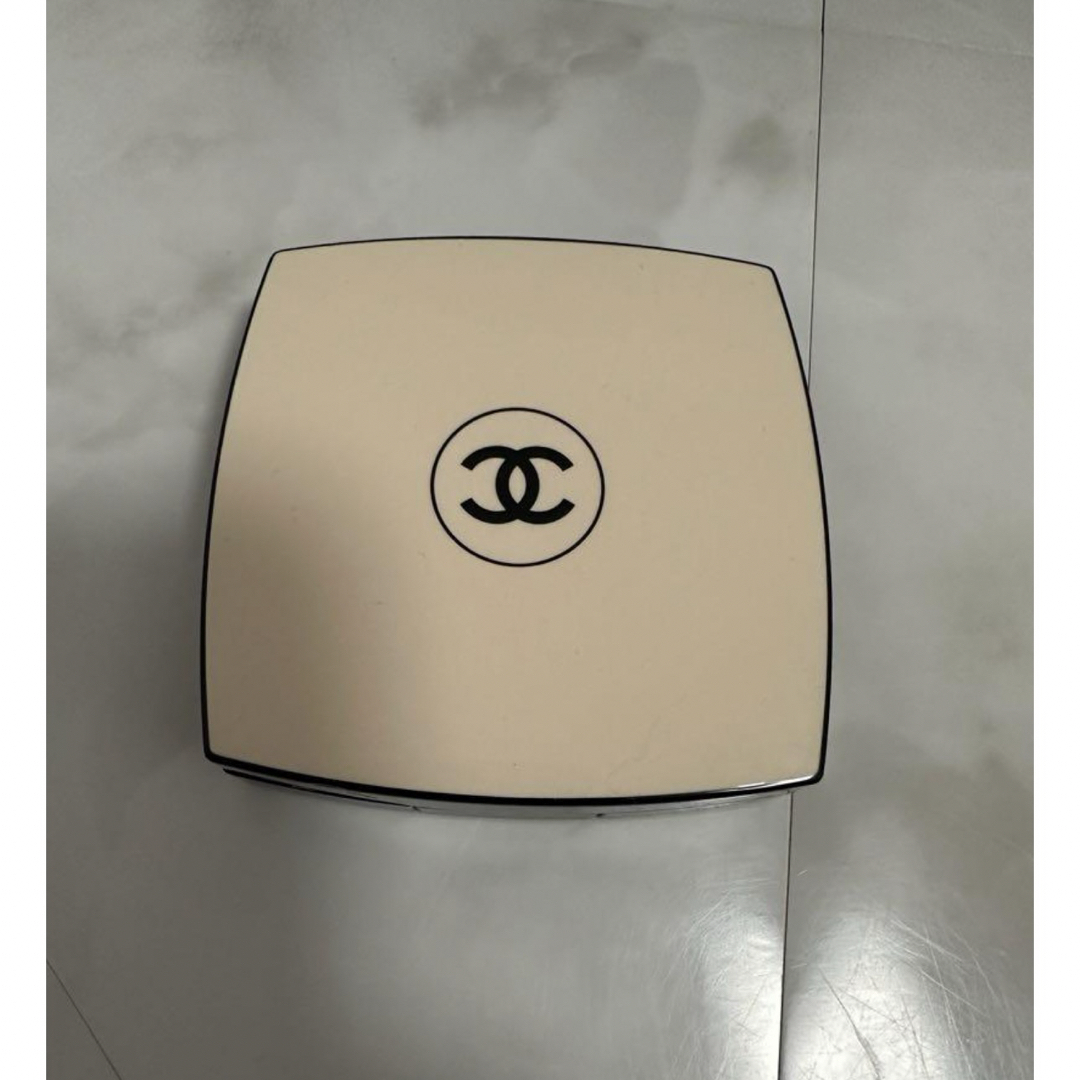 CHANEL(シャネル)のCHANEL レベージュ　パレットルガール　テンダー   コスメ/美容のベースメイク/化粧品(アイシャドウ)の商品写真