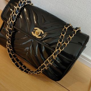 シャネル エナメルバッグ（ブラック/黒色系）の通販 66点 | CHANELを