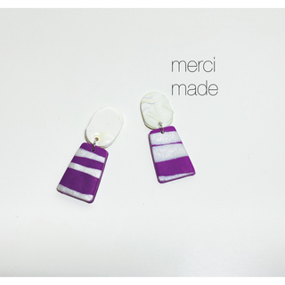 マルニ(Marni)の№756  purple stripe＋white(ピアス)