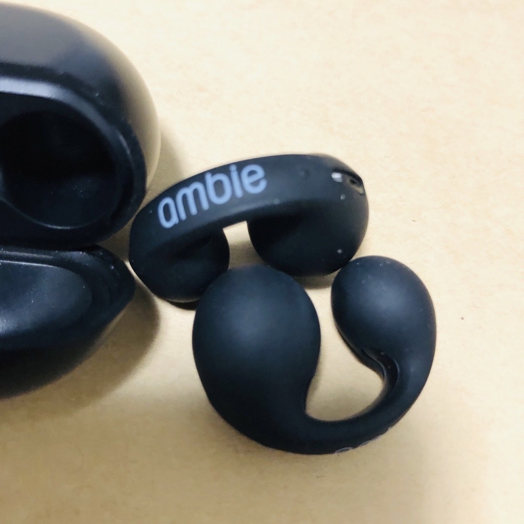 ambie sound earcuffs AM-TW01  ブラック完全ワイヤレス
