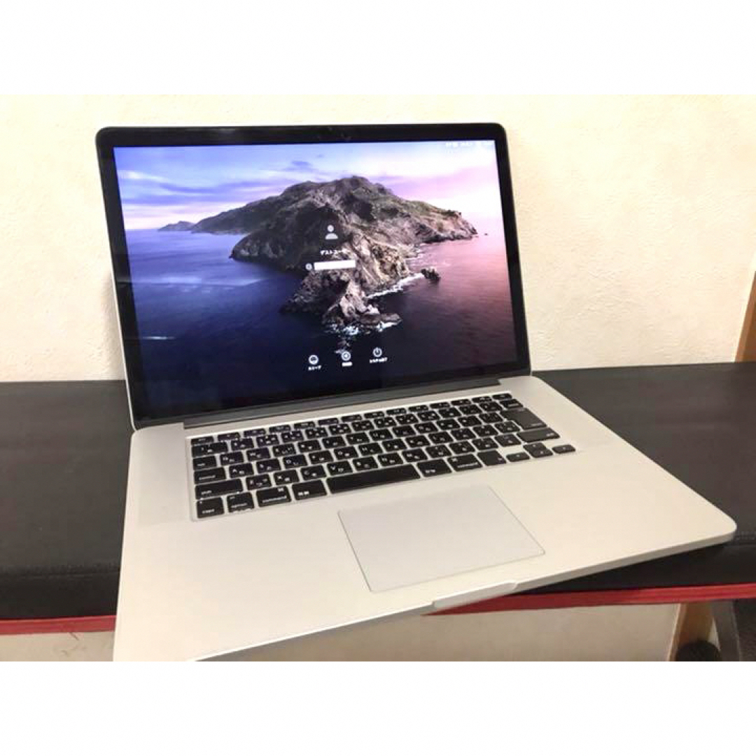 Mac (Apple)(マック)のMacBook Pro 15.4インチ Retinaディスプレイ シルバー スマホ/家電/カメラのPC/タブレット(ノートPC)の商品写真