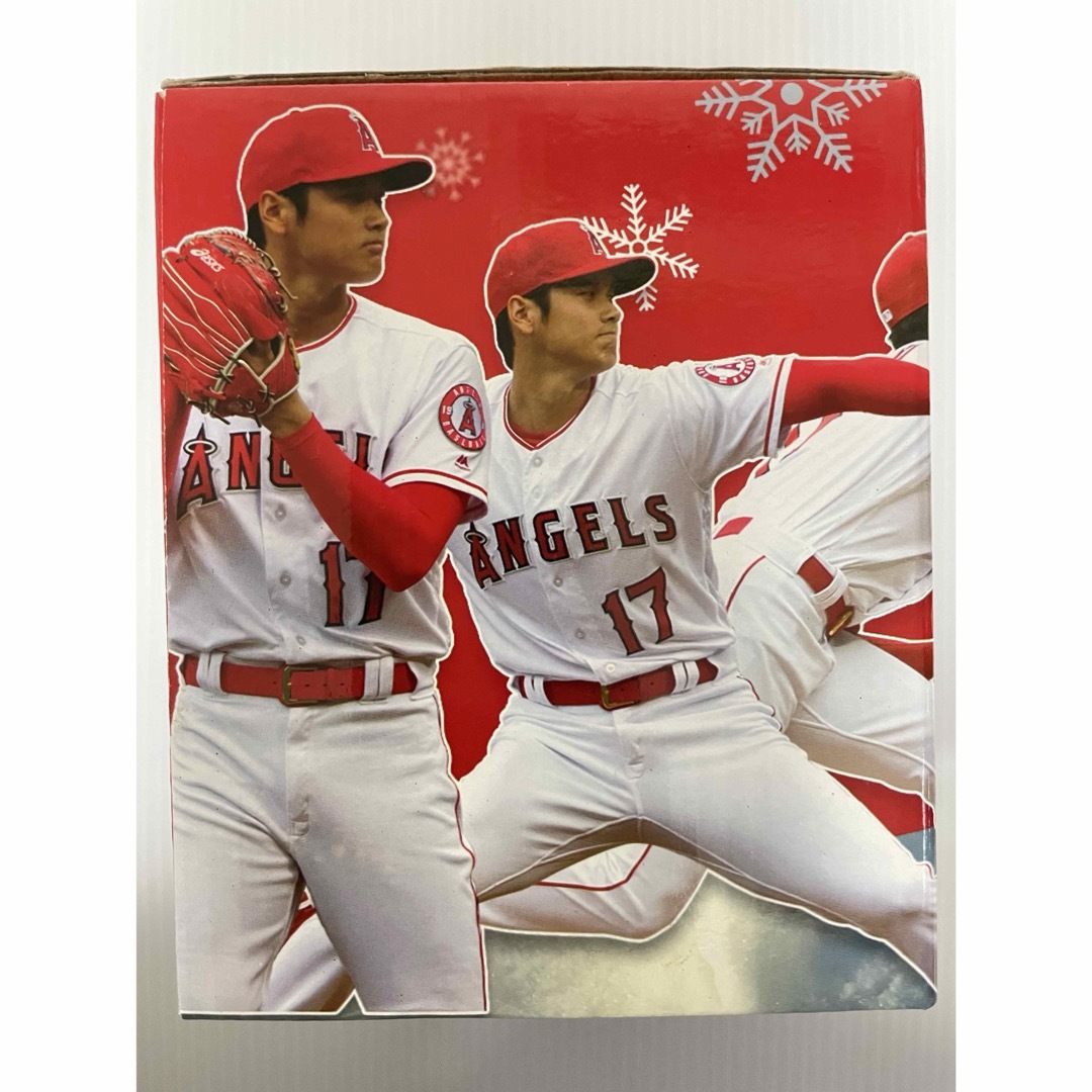NEC(エヌイーシー)の大谷翔平　エンゼルス　スノーグローブ&サンタ写真 スポーツ/アウトドアの野球(記念品/関連グッズ)の商品写真