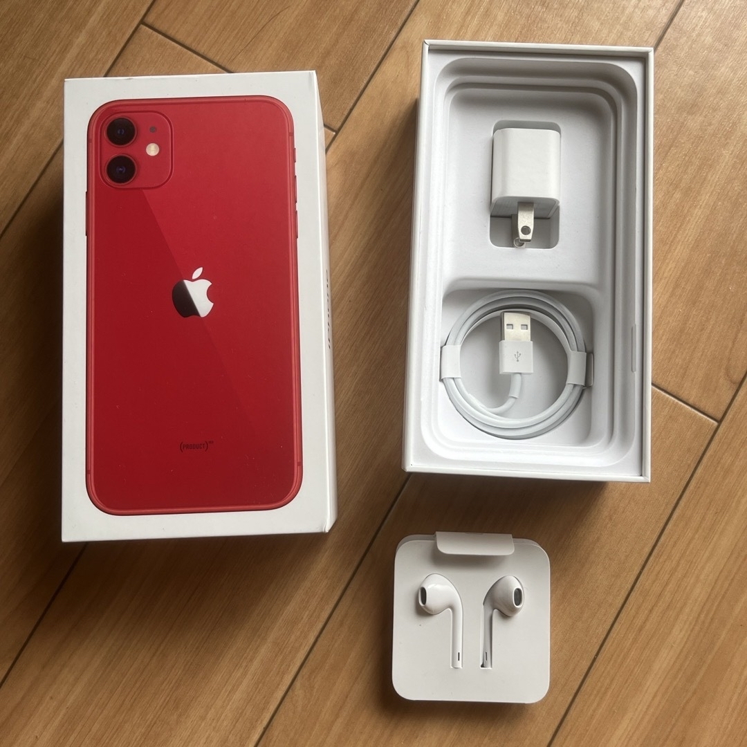 アップル iPhone11 128GB レッド スマホ/家電/カメラのスマートフォン/携帯電話(スマートフォン本体)の商品写真