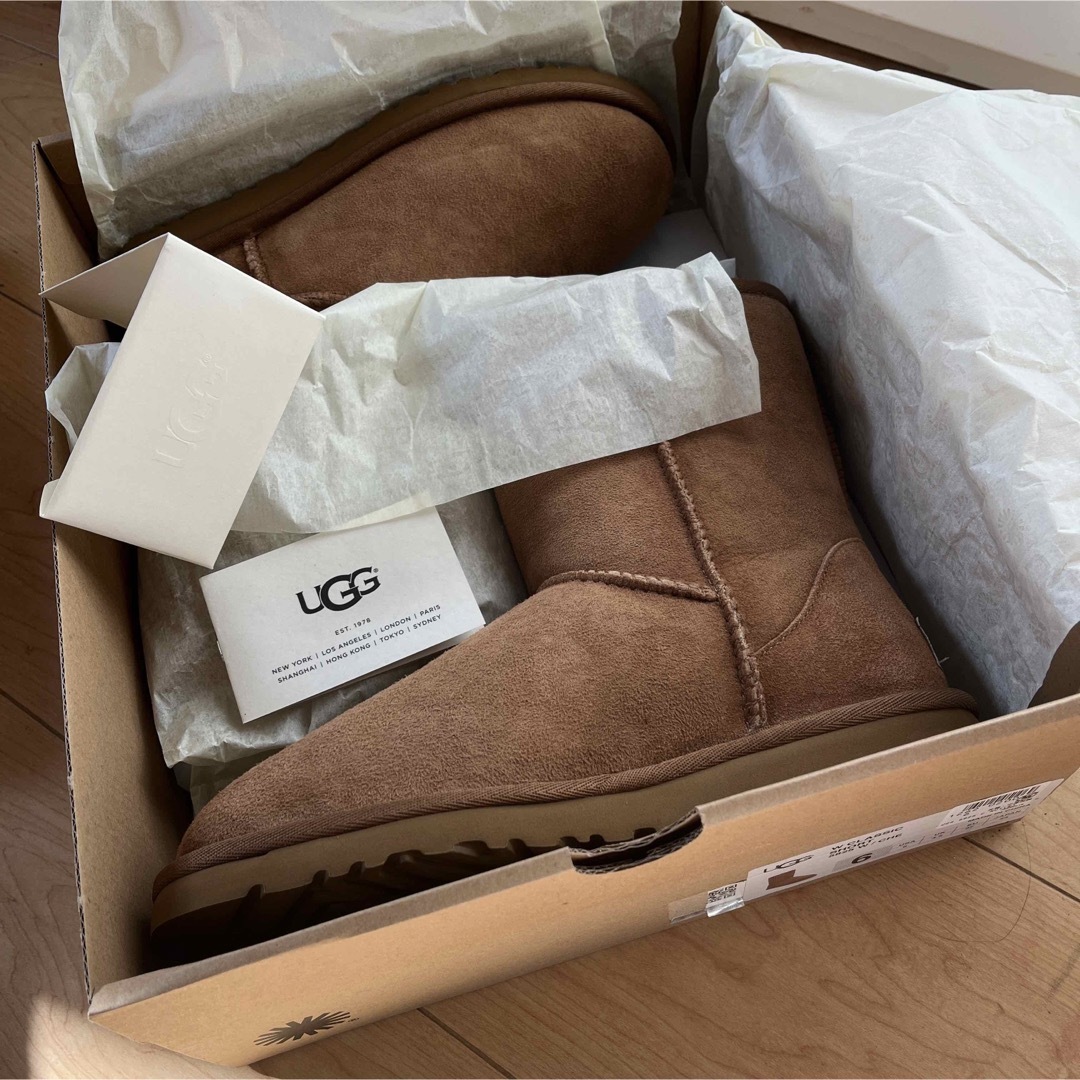 新品UGG W CLASSIC SHORT ムートンブーツ ブラウン23.0-